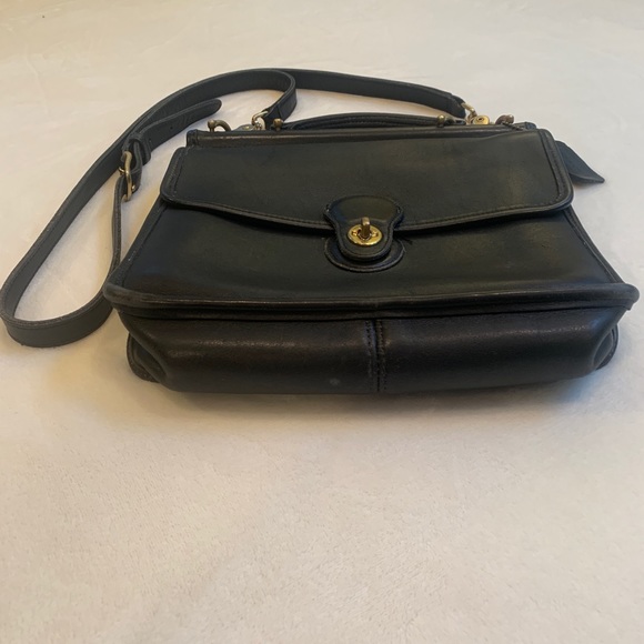 Vintage Coach Crossbody/Shoulder Bag, Black - Picture 4 of 8